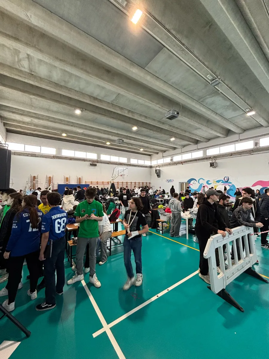 Robotica e Innovazione: le Selezioni Territoriali Abruzzesi della RoboCup Junior Academy 2025
